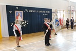 7a.jpg (4551 bytes)